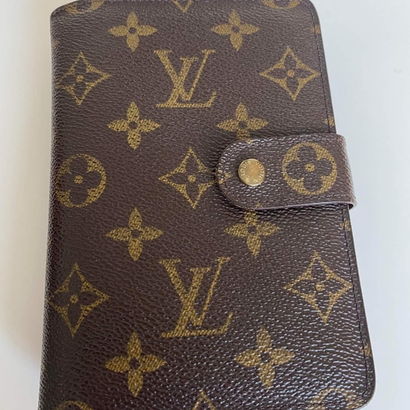 Zip organizer passport and wallet - Picture 2 of 16